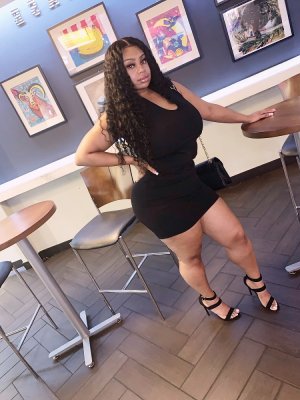 Sharifa live escort in West Chester